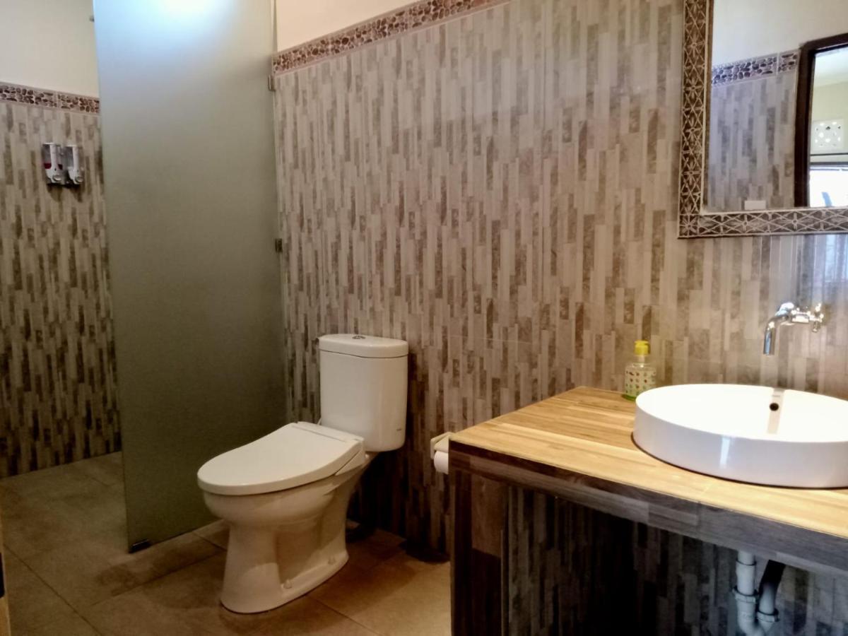 Yudis Guest House Ubud Buitenkant foto