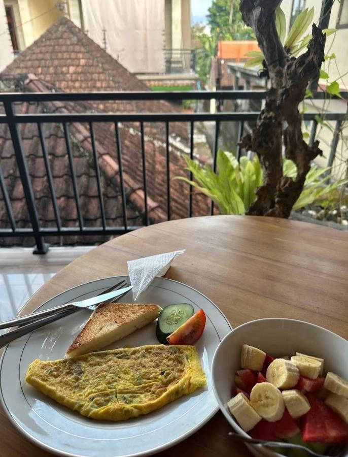 Yudis Guest House Ubud Buitenkant foto